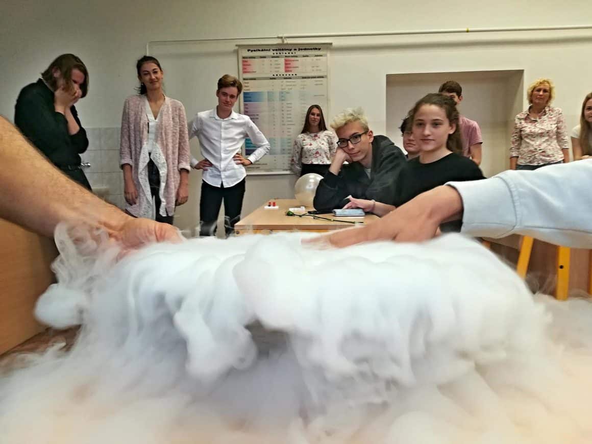 Když ve škole bouchne, tak nehoří