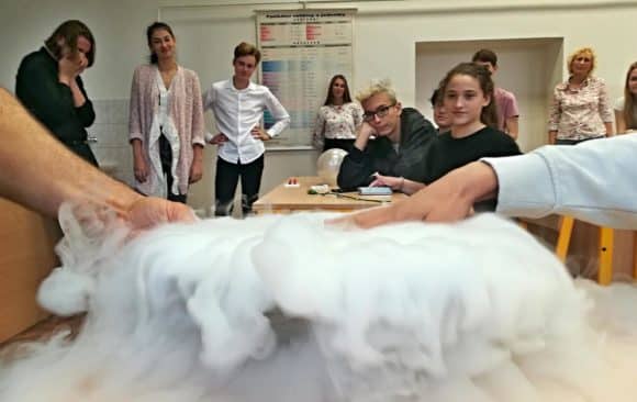 Když ve škole bouchne, tak nehoří