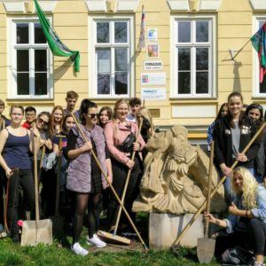 Ukliďme školu, to je naše Česko