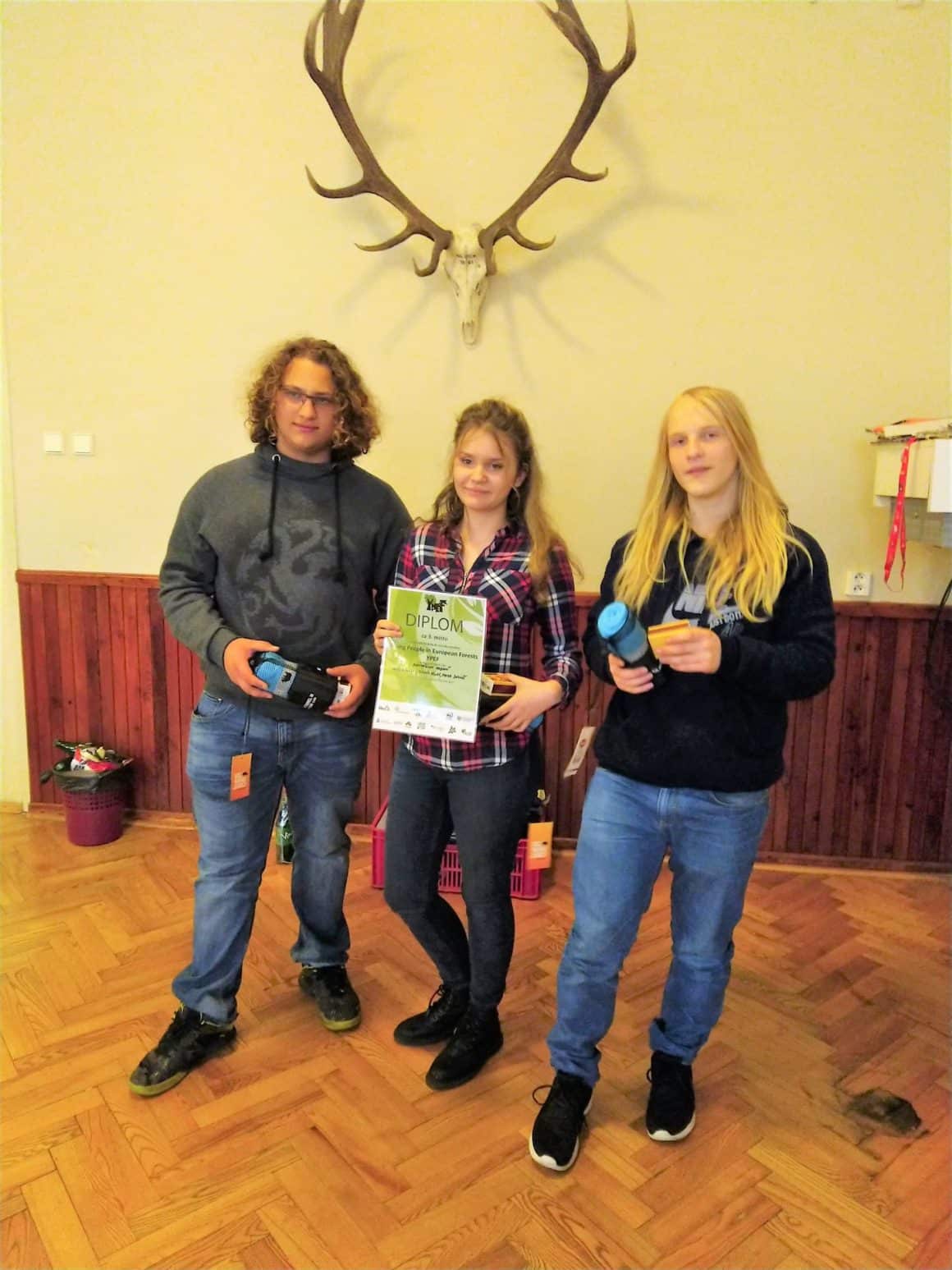Regionální kolo soutěže YPEF (Young People in European Forests)_06 2. a 3. místo v regionálním kole soutěže YPEF (Young People in European Forests)