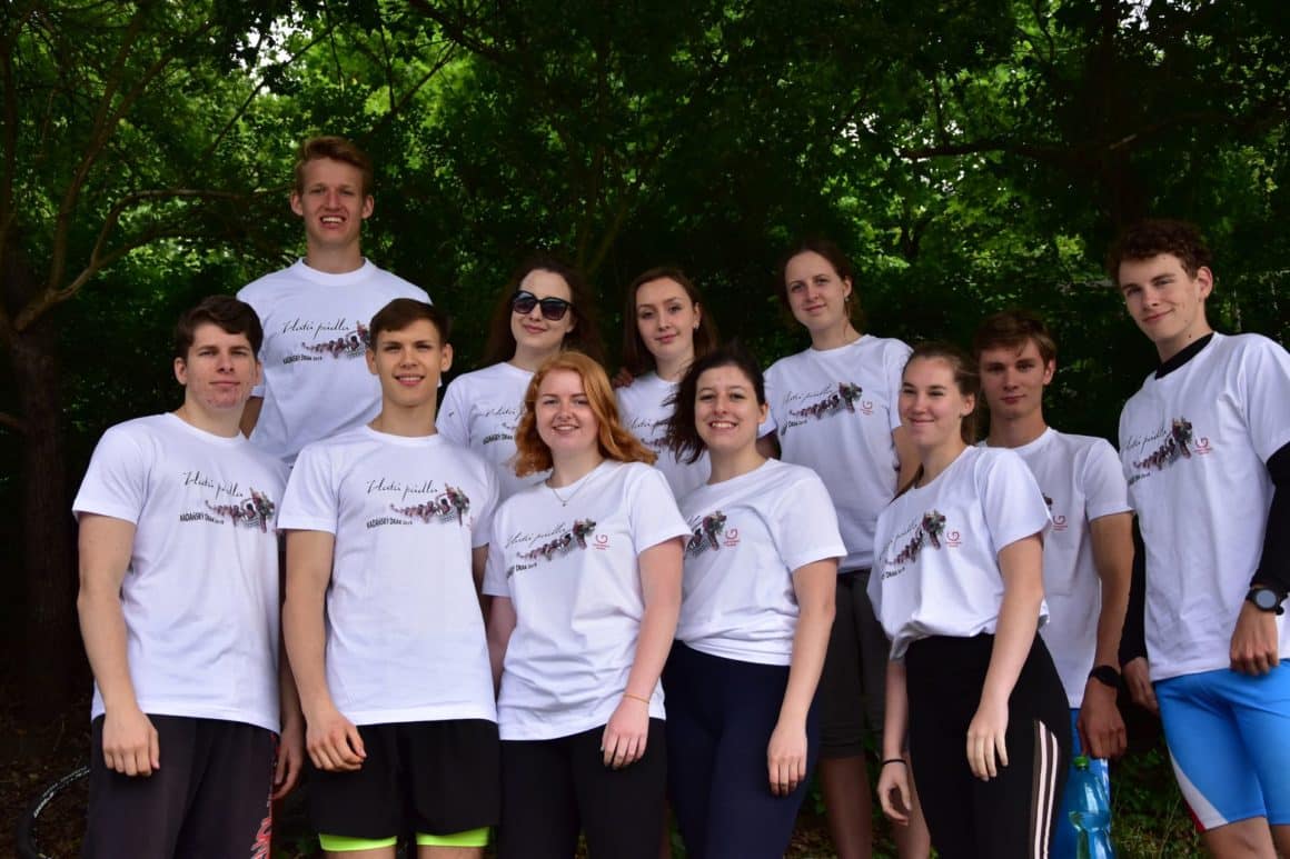 Ve škole nás to baví zároveň přitom studujeme