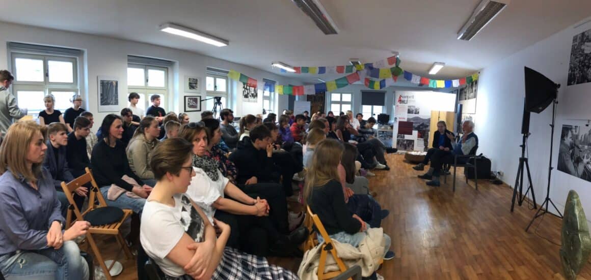 Beseda s historikem Tomanem Brodem Beseda s historikem Tomanem Brodem