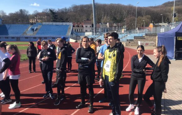 Juniorští maratonci a maratonky porazili i starší soupeře