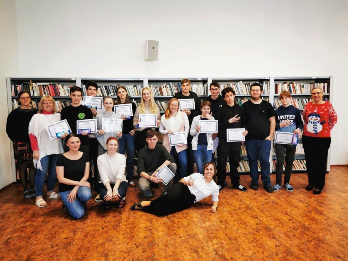 Vyhlaseni_vysledku_skolniho_kola_olympiady_v_ceskem_jazyce_a_dejepise Školní kola olympiád z českého jazyka a dějepisu