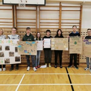 Den Vody na gymnáziu a s mateřskou školkou Hvězdička