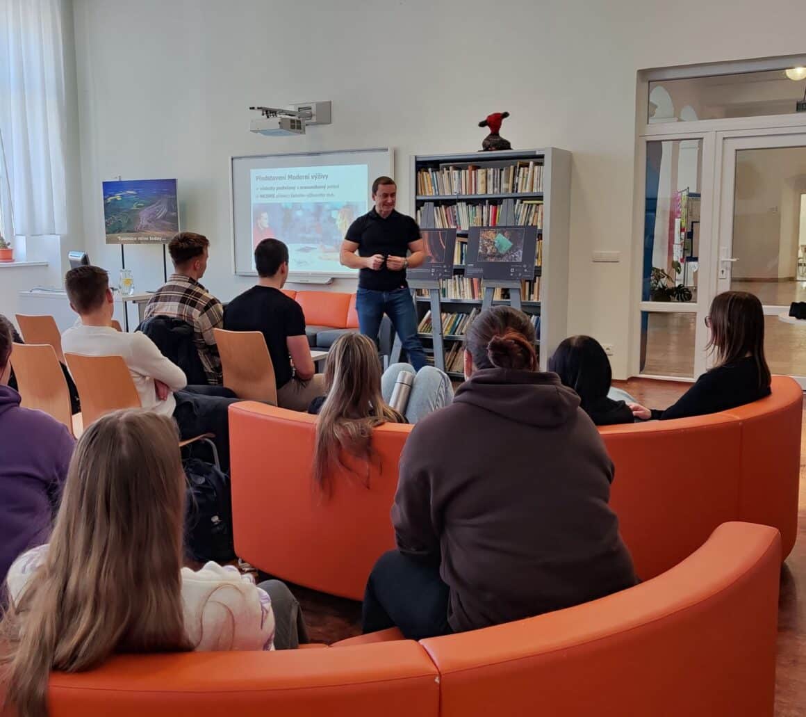 Zdravý životní styl na Gymka aneb boříme mýty ve výživě a sportu