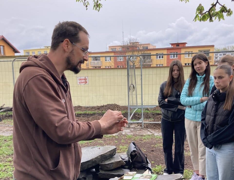 za_archeologem_4 Za archeologem na bývalý kadaňský protestantský hřbitov