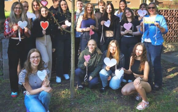 laskostrom_21 Pomrzlý strom rozkvetl aneb Co dokáže poezie!