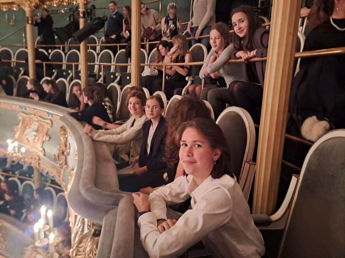 Divadelní klub na představení Paní Bovaryová