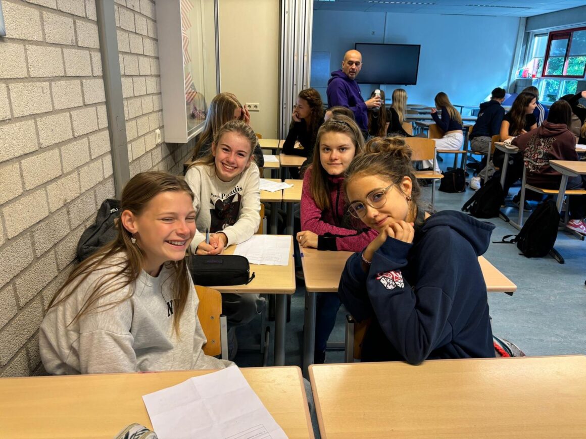 Návštěva v zemi kol, sýrů a větrných mlýnů: Týdenní pobyt studentů v Holandsku 2024