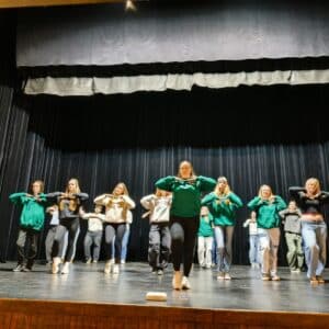 Britská návštěva plná divadla