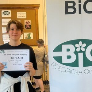 Talentovaná bioložka z primy slaví zlatý úspěch v krajském kole biologické olympiády