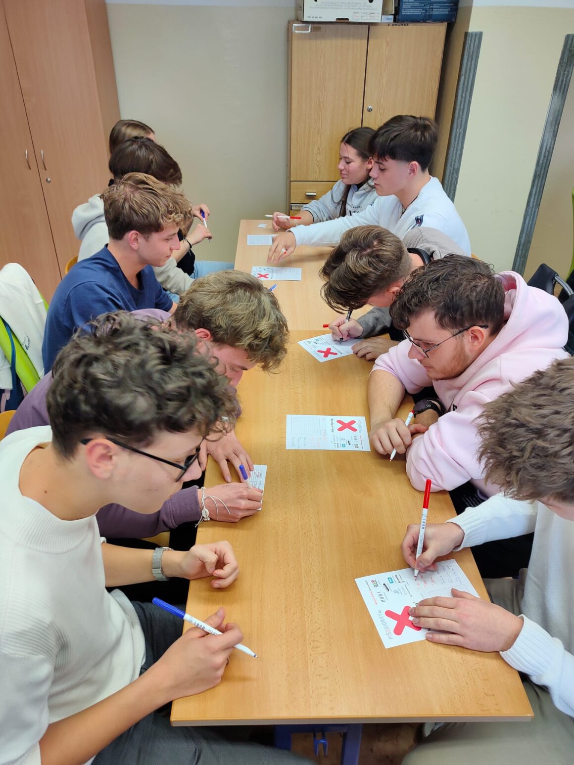 Boj o pět v řadě! Naši studenti na soutěži pIšQworky